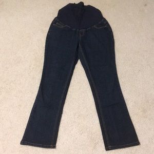 Three seasons maternity jeans